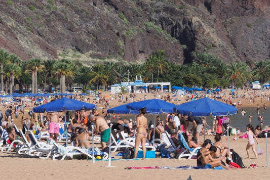 Festeggiamo il mezzo secolo della playa Las Teresitas