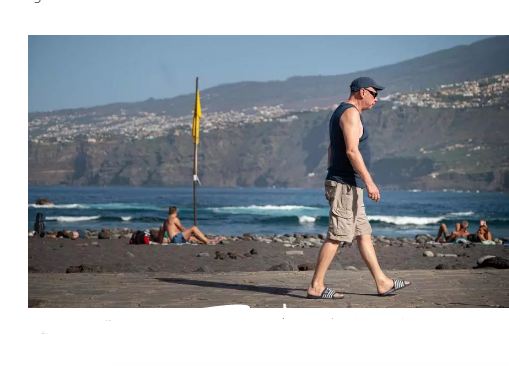 Oggi a Tenerife cielo nuvoloso al nord intervalli al sud