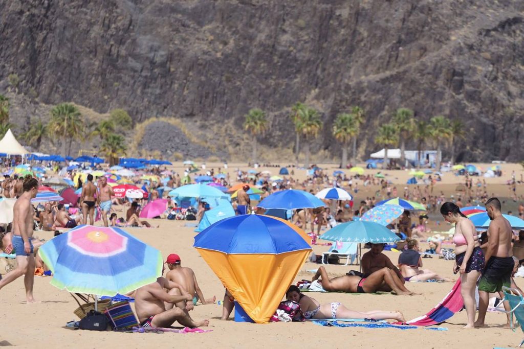 Calima in quota e temperature massime tra 34 e 36 ºC