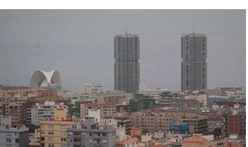 Nubi, calima, forte vento e temperature in aumento oggi a Tenerife