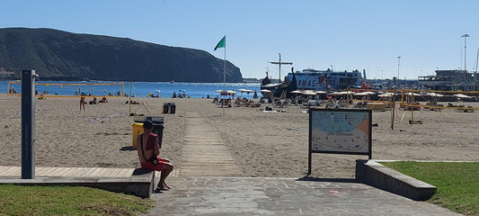 Mentre le tempeste Fien e Gerard arrivano in Penisola a Tenerife playa