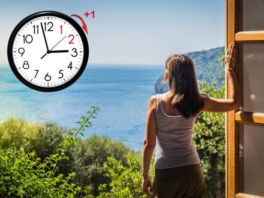 Ora legale, stanotte si cambia: spostare avanti le lancette