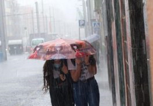 Le Canarie in allerta arancione e gialla da martedì per venti e pioggia