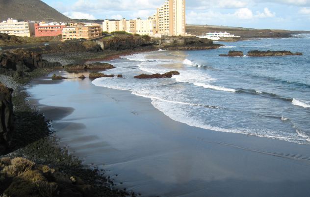 Oggi a Tenerife cieli poco nuvolosi e temperature in aumento