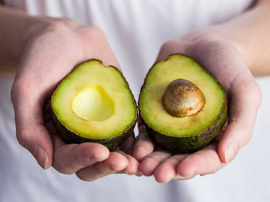 Come sarà il tuo 2023? Leggilo nell'avocado delle Canarie