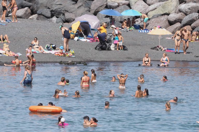 Le temperature tornano a salire e Alisei vivaci a Tenerife