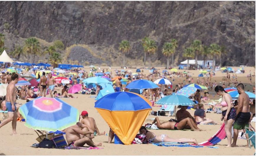 Per Aemet a Tenerife si avranno temperature fino a 34 gradi e calima