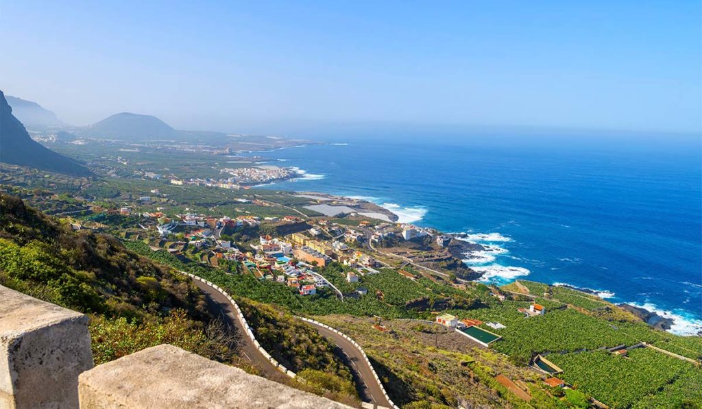 Alisei il clima tipico di luglio a Tenerife: nubi al nord, sereno al sud