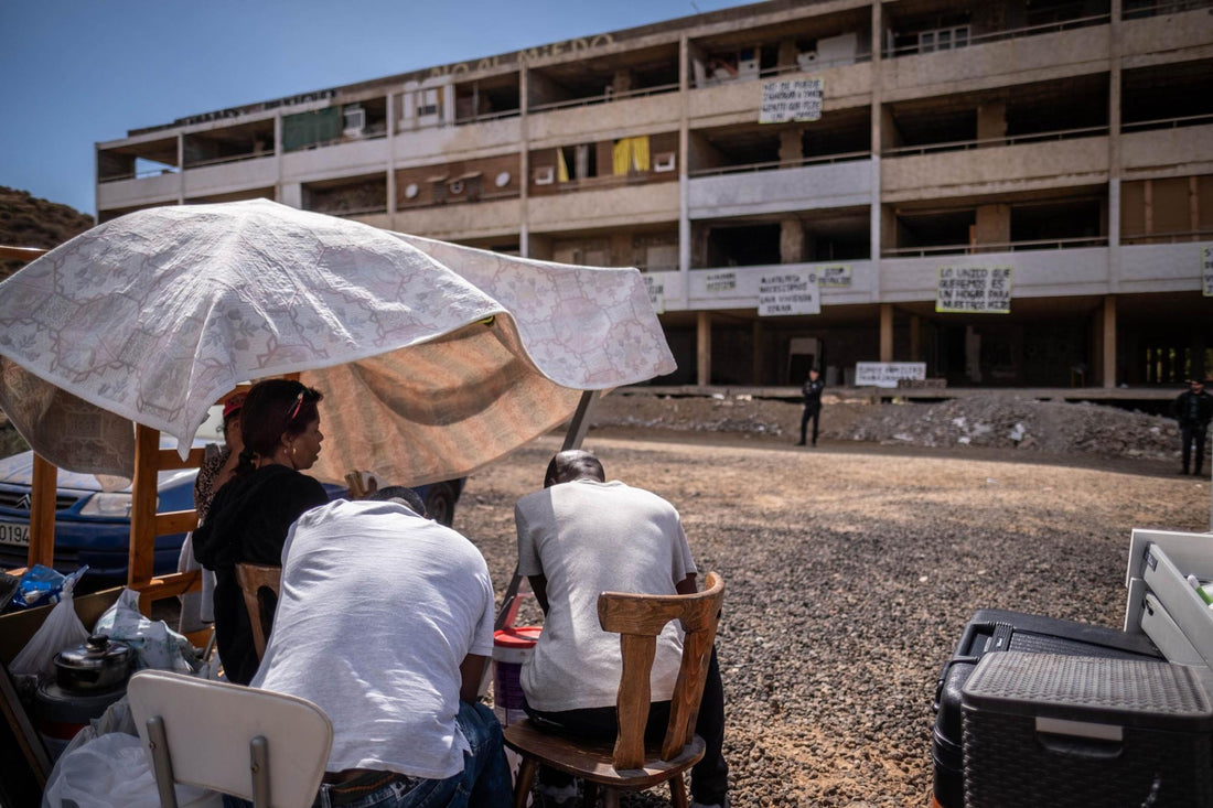 L'edificio Chasna a Costa del Silencio è nuovamente occupato