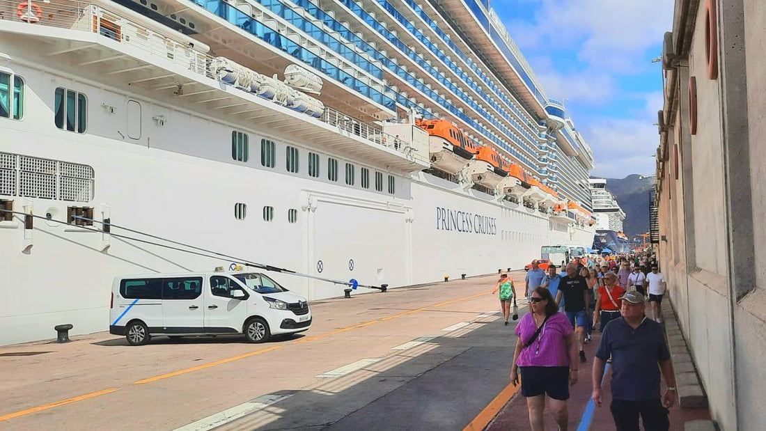I porti di Tenerife, secondi nel Paese per movimento passeggeri