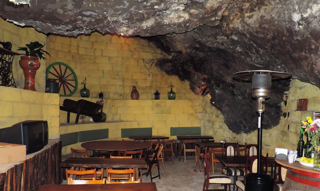 Il guachinche di Tenerife che si trova in una grotta