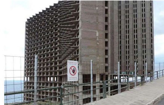 La burocrazia impedisce la demolizione dell'hotel mortale di Tenerife