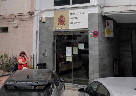 Permesso di soggiorno e lavoro per 40.000 immigrati nelle Canarie