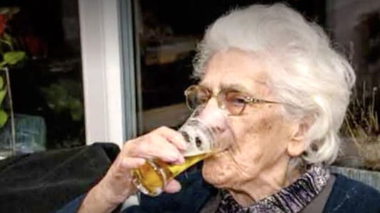 Santa Cruz il primo 'Afternoon +60': brindisi, musica per gli anziani