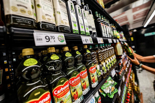Ormai il litro di olio più economico si aggiri intorno ai 7 euro