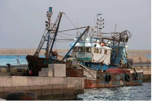Arrestato il capitano del peschereccio: a bordo 20 migranti