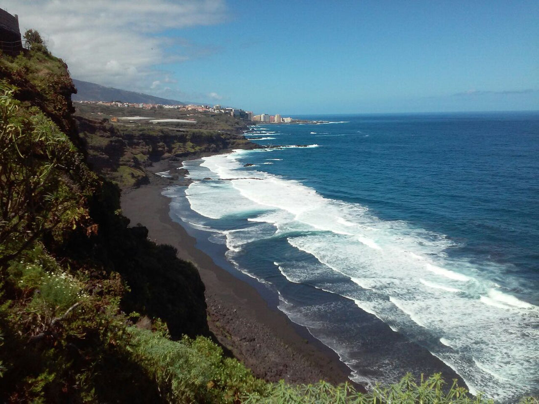 Chiusura della spiaggia Los Patos a Tenerife per frane