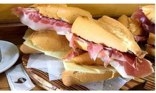Dove mangiare il miglior prosciutto crudo ....e tagliato a macchina
