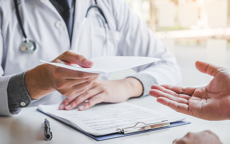 Medici remunerati per prescrivere farmaci di una azienda a Tenerife