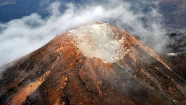 Nuovo sciame sismico sul Teide: più di 300 terremoti da lunedì