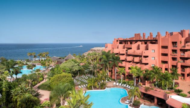 Riapre il Tivoli La Caleta Resort, l'hotel di lusso nel sud di Tenerife