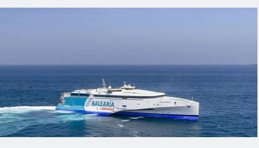 Baleària nuovo trimarano sulla rotta Tenerife-La Gomera-La Palma.